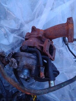 Predám nahradne diely na Ford Transit - 10