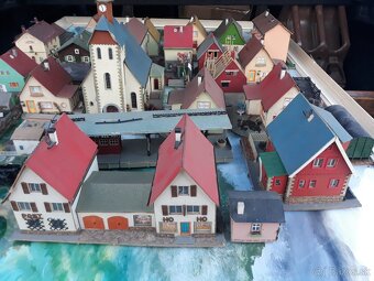 Modelová železnica-domčeky...TT...1:120... - 10