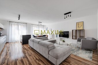 Priestranný byt v historickom centre Trnavy s možnosťou prer - 10