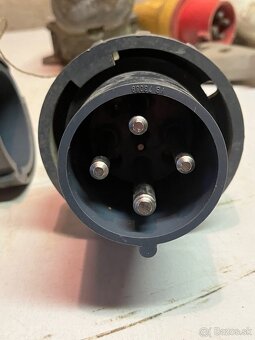 Zástrčky - zásuvky 380 V - 10