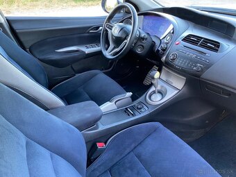 Civic 2.2 CDTI - 10