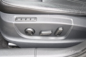 Škoda Octavia Combi 1,4 TGi 81 kW - 10