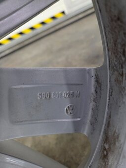 Hlinikove disky, elektrony R15 - 10