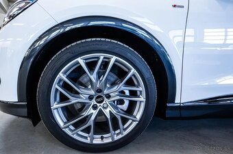 Audi Q4 e-tron - 10
