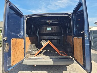 Ford Transit - 10