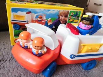 Dve Little tikes autá - 10