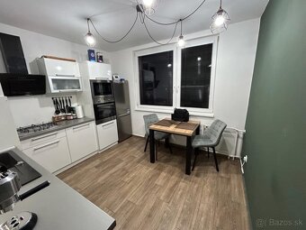 Prenájom 2-izbového bytu (63m2) Nové Zámky, Nábrežná ul. - 10