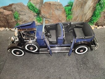 prodám model 1:18 lincoln model K 1931 - 10