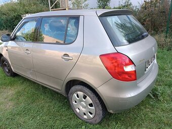 šKODA FABIA 2 - rozpredám - 10