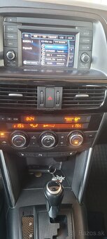 Mazda CX-5 2,2 Diesel, Automat, 4×4 110KW , biela metaliza - 10