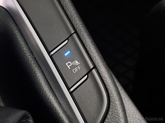 Hyundai i30 CW 1.5i CVVT Classic - 10