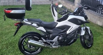 Honda NC 750xa - 10