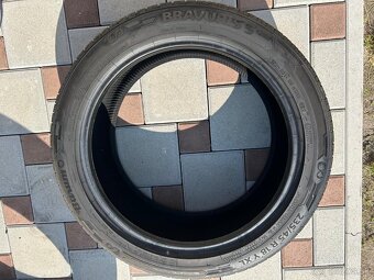 Letné pneumatiky Barum Bravuris 235/45/R18 DOT 1722 - 10