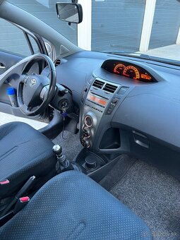 Predam Toyotu Yaris 1.33VVTi + LPG, 6st.manual - 10