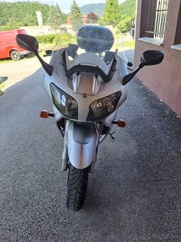 Predám yamaha fjr 1300 - 10