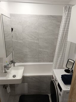 Moderne zrekonštruovaná GARSONKA s klímou a lodžiou - 10