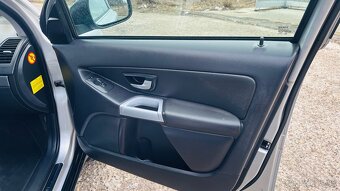 Volvo XC90 2.4 d automat 4x4 - 10