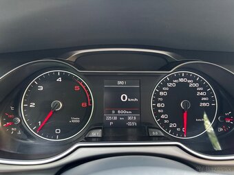 Audi A4 Sedan - 10