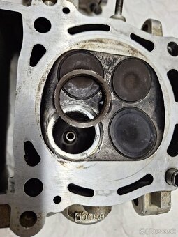 Yamaha YZ450 - 10
