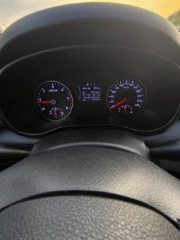 Kia Sportage 1.7 Crdi - 10