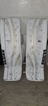 Brankárska výstroj - 10