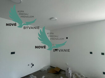 Luxusná novostavba len 70m od mora s výhľadom na more v Chor - 10