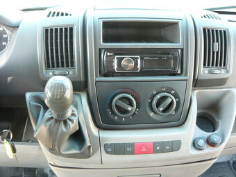 PEUGEOT BOXER 2.2 HDI 6 MÍST - 10