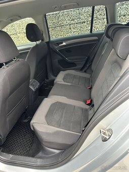 Volkswagen Golf VII Variant 2.0TDI DSG - 10
