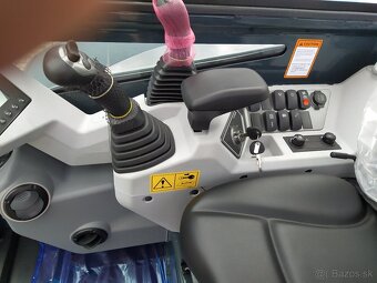 5 t bager Hyundai HX48Az+ tiltrotátor - Akciová cena - 10
