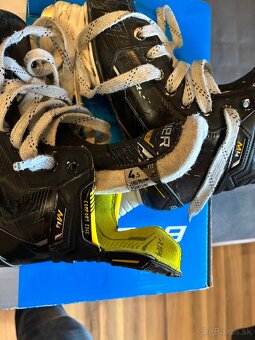 Korčule Bauer Supreme M4 4,5 fit 2 + nože - 10