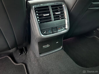 Skoda Octavia IV Combi 2.0TDI DSG 110KW - 10