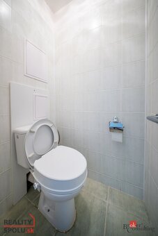 Na predaj 3 izbový byt s loggiou - 10