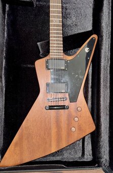 Epiphone Explorer with EMG 81 85 - 10