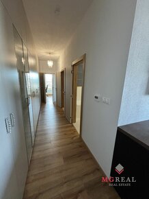3 izbový byt s 100 m2 terasou Topoľčany - 10