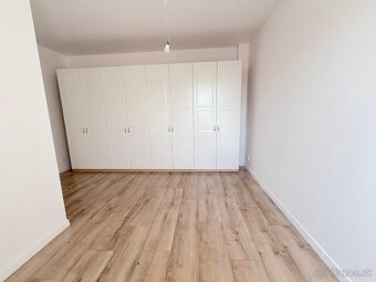 Prenájom 4 iz.bytu s výhľadom na hrad, Palisády, BratislavaI - 10