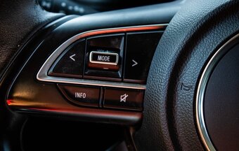 Suzuki Swift 1.2 DualJet 66kw - 10