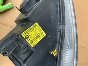 xenon xenony skoda yeti 5L pravy levy svetlo - 10