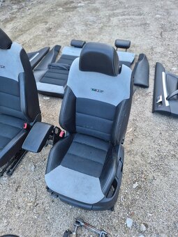 Predám polokožene sedačky pre Škoda Octavia II 2 VRS - 10