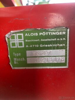 Hrabačka Pöttinger Schwadkreisel 272 U - 10