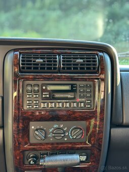 Predám Jeep Cherokee XJ LIMITED 4.0l benzín - 10