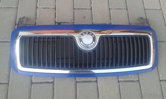 Červené diely Fabia 1,masky prednej kapoty - 10