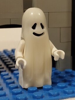 LEGO Castle 6075-1 Wolfpack Tower - 10