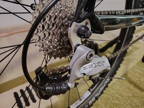 Horský Hardtail bicykel Scott - vysoká výbava - pekný stav - 10