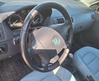 ŠKODA fabia 1.4 16V elegance - 10