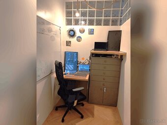 Priestranný 3-izbový byt (83 m²) s loggiou na prenájom - 10