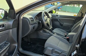 Volkswagen Golf Combi 1.9TDI - 10