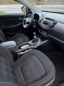 KIA SPORTAGE 1.7 CRDI 85KW RV2011 - 10