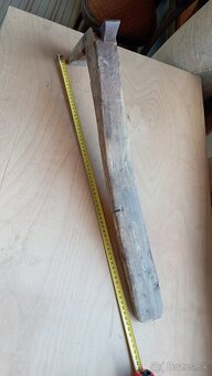 Starožitný naklepávač na kosu - 10