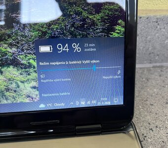 Dell Inspiron / intel i3 / 8GB RAM / 128GB SSD / 15.6" - 10