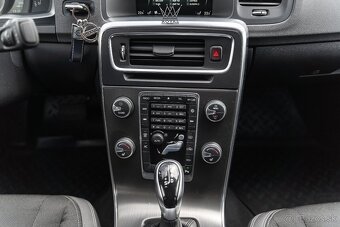 Volvo S60 D4 2.0L Drive-E Kinetic Geartronic - 10